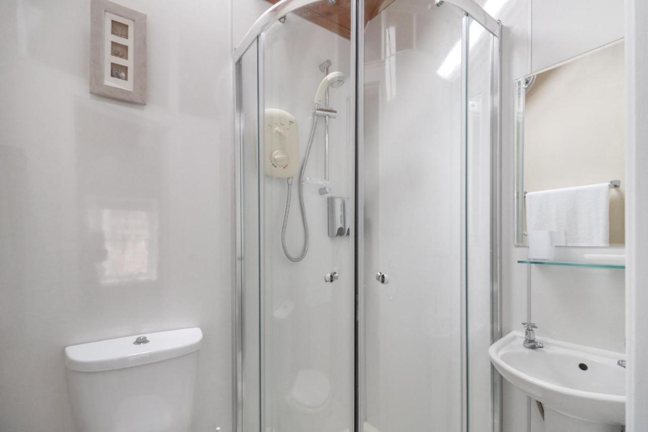 Whinstone Holiday Home In Falkland - Sleeps 8 Exterior foto
