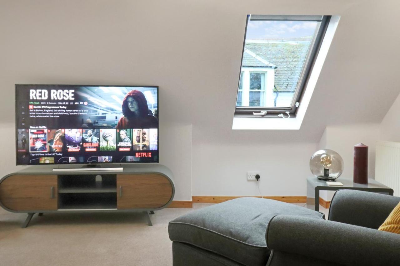 Whinstone Holiday Home In Falkland - Sleeps 8 Exterior foto