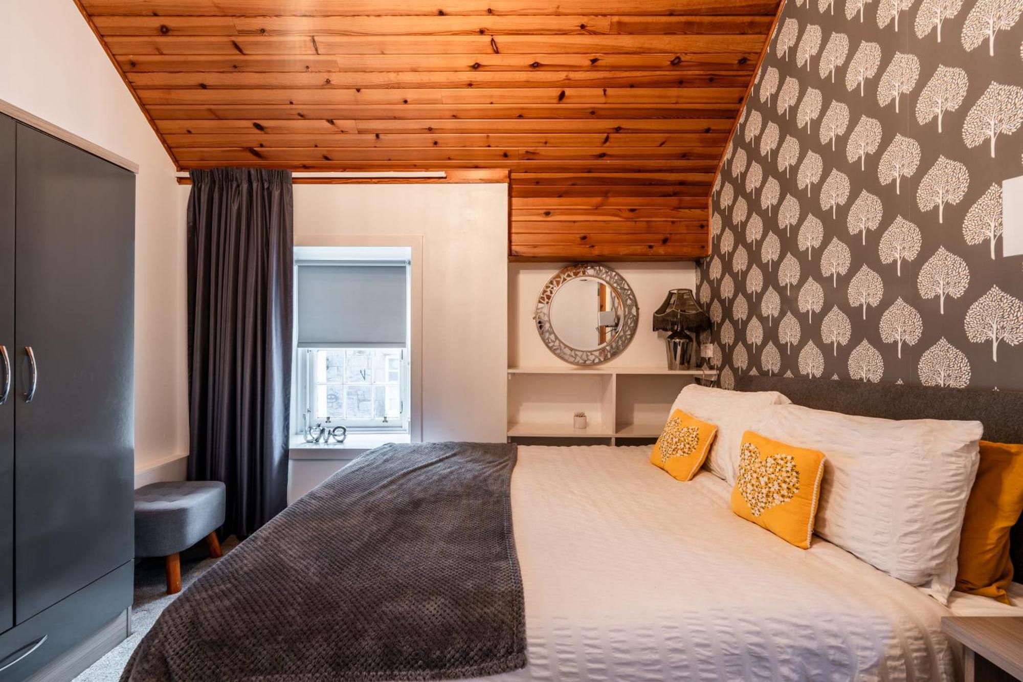 Whinstone Holiday Home In Falkland - Sleeps 8 Exterior foto